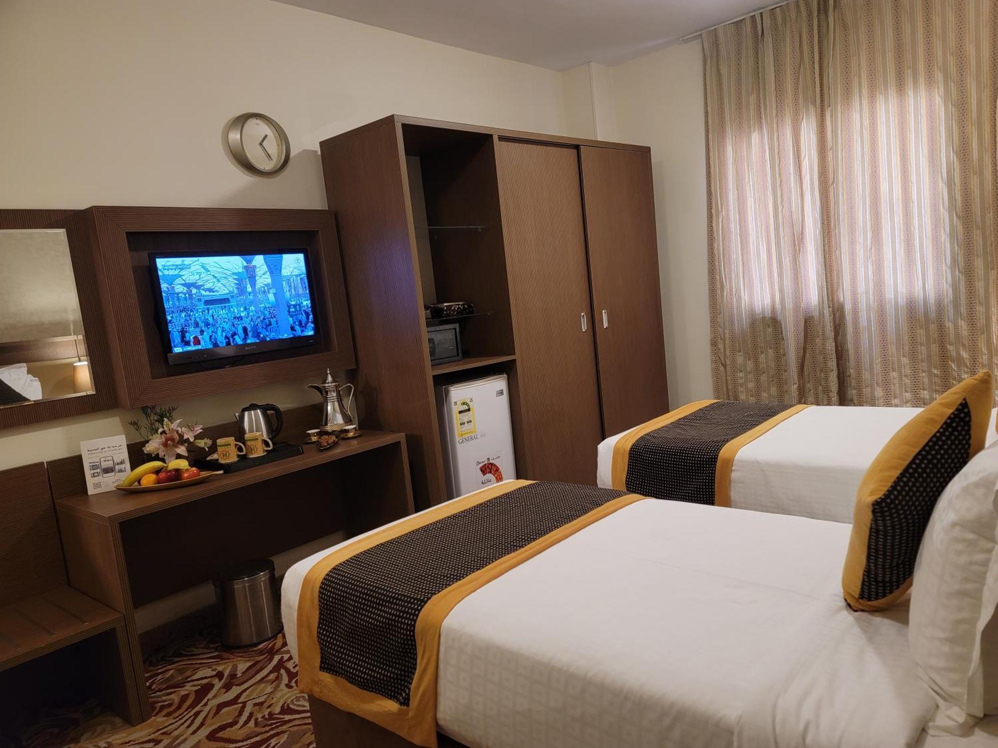 Qasr Al Ansar Golden Tulip Hotel Médine Extérieur photo