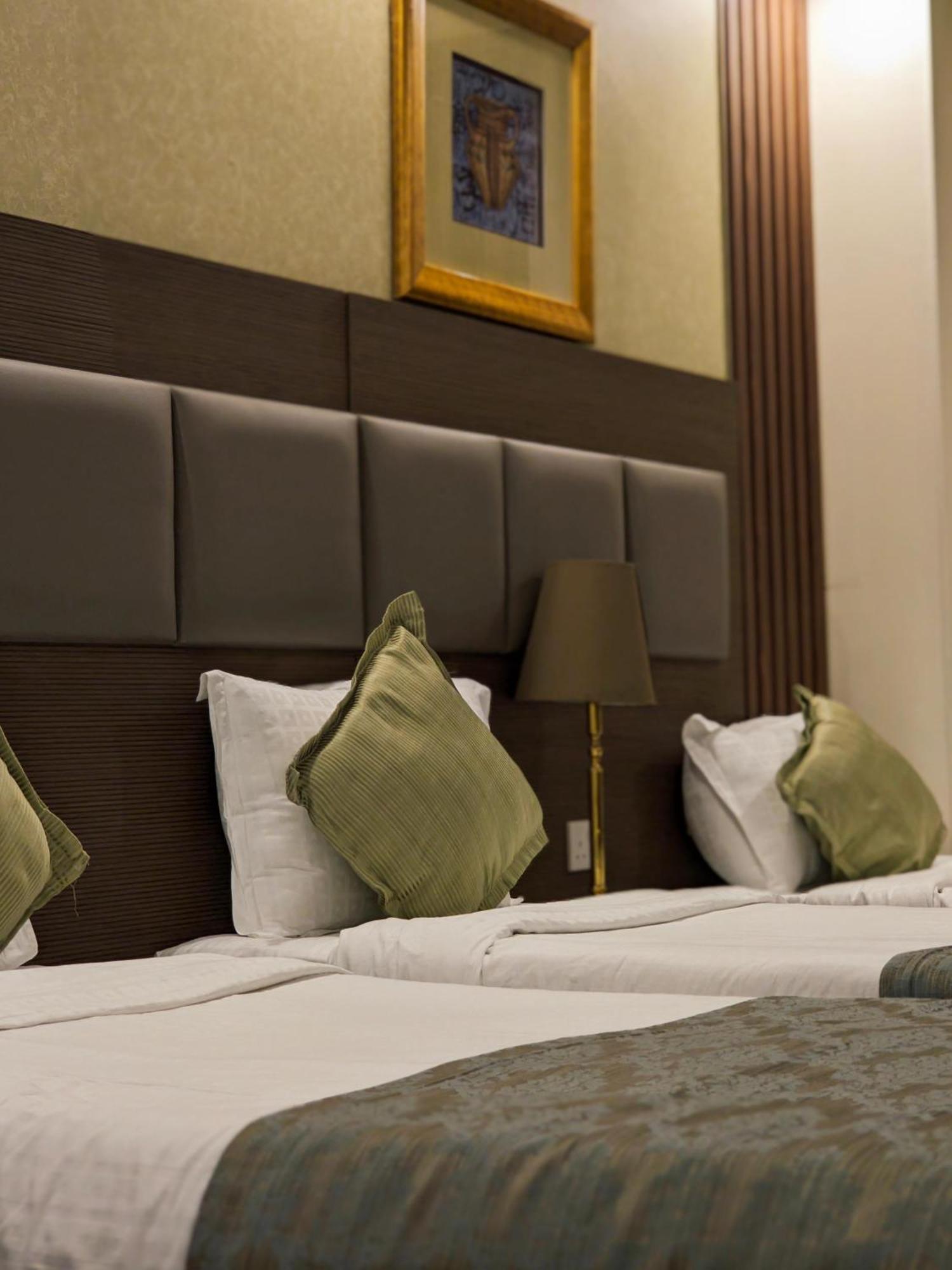 Qasr Al Ansar Golden Tulip Hotel Médine Extérieur photo