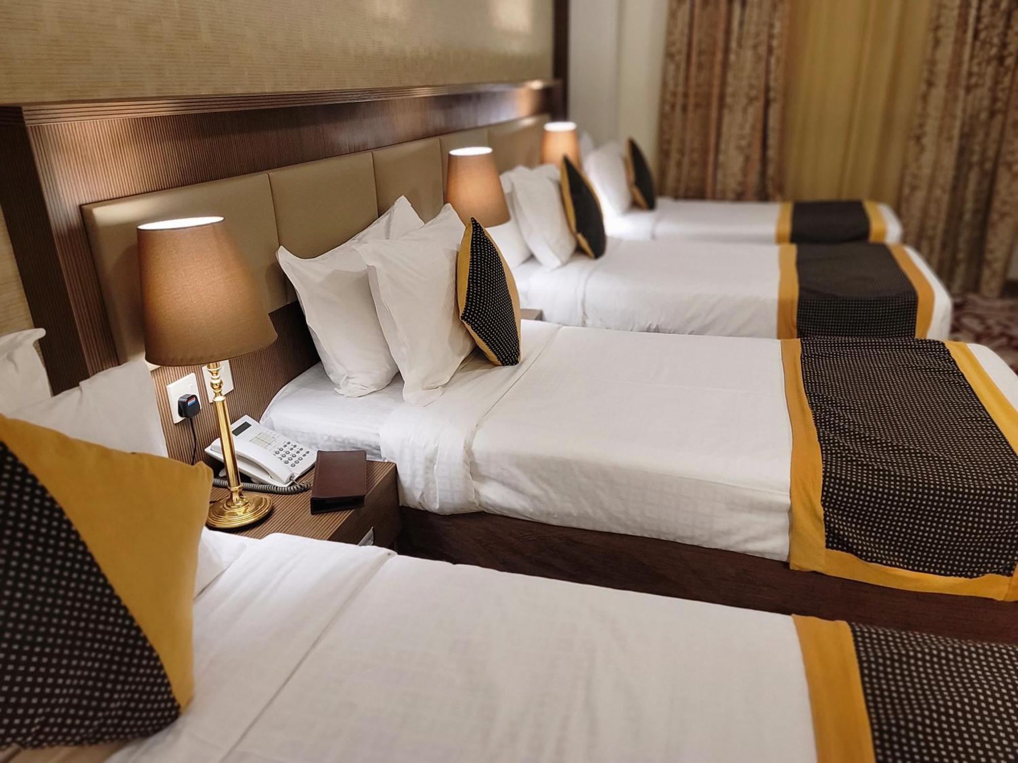 Qasr Al Ansar Golden Tulip Hotel Médine Extérieur photo